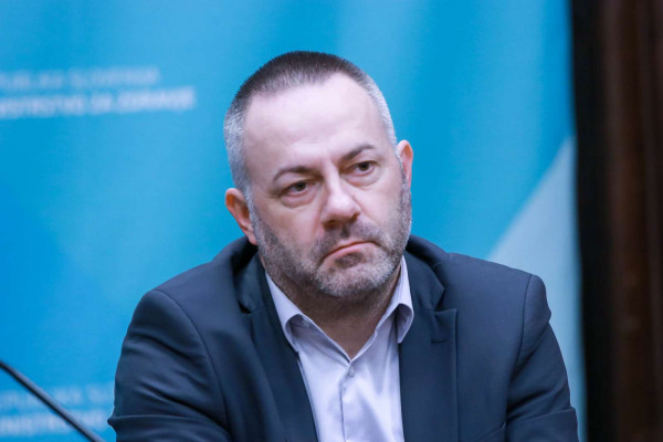 Gospod minister, se je sistem zlomil?